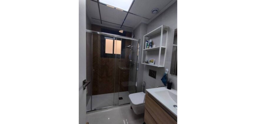 APARTMENT IN TORREVIEJA WITH TOURIST LICENSE
