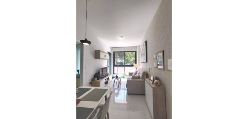 APARTMENT IN TORREVIEJA WITH TOURIST LICENSE